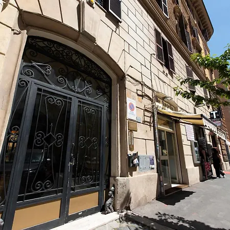 Vatican Scipioni アパート